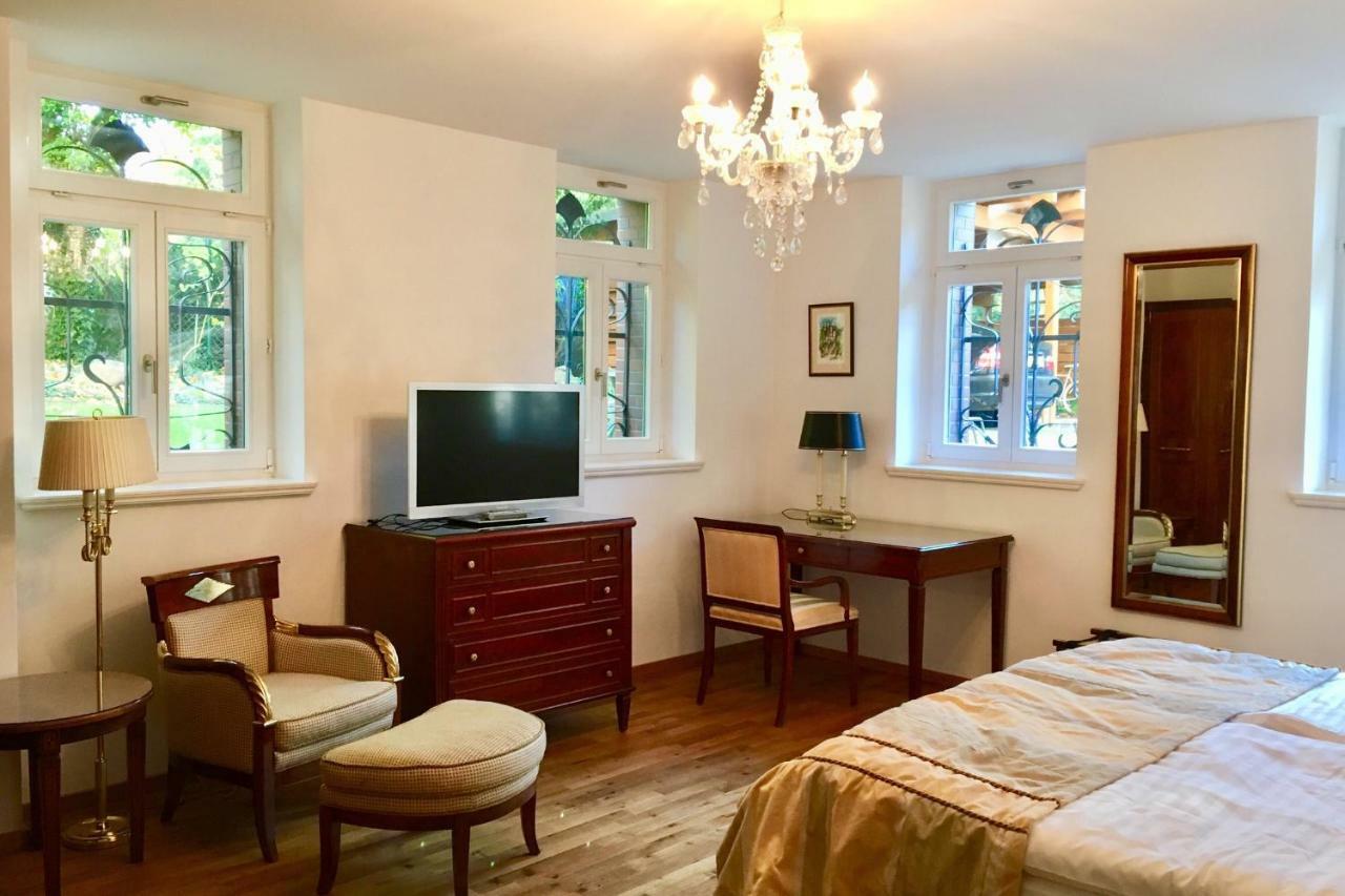 Appartment Villa Am Bretschneiderpark Leipzig Bagian luar foto