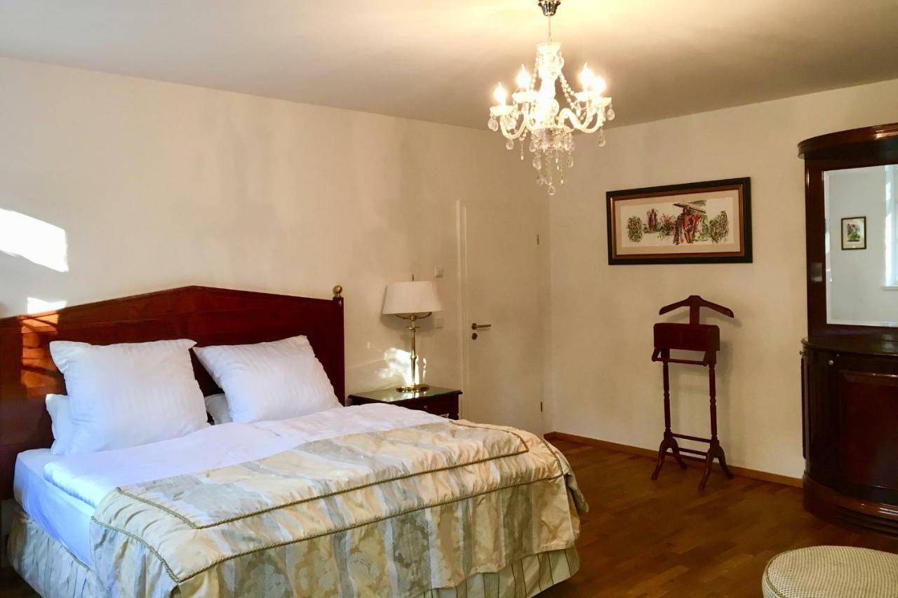 Appartment Villa Am Bretschneiderpark Leipzig Bagian luar foto