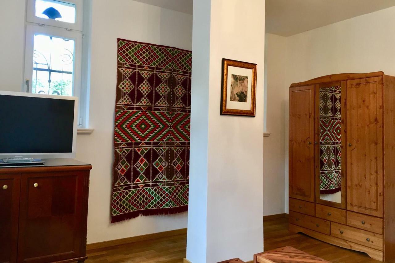 Appartment Villa Am Bretschneiderpark Leipzig Bagian luar foto