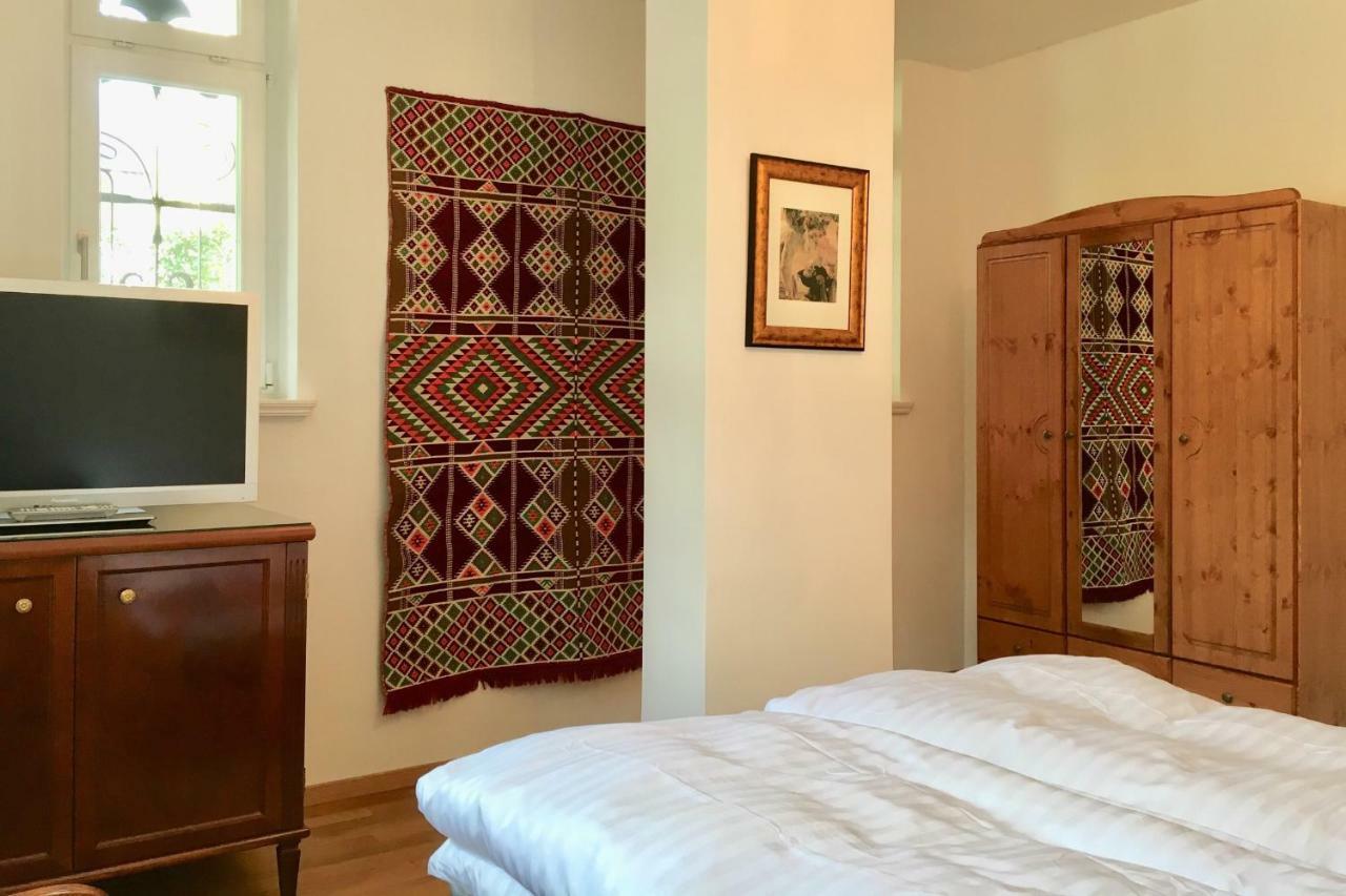Appartment Villa Am Bretschneiderpark Leipzig Bagian luar foto